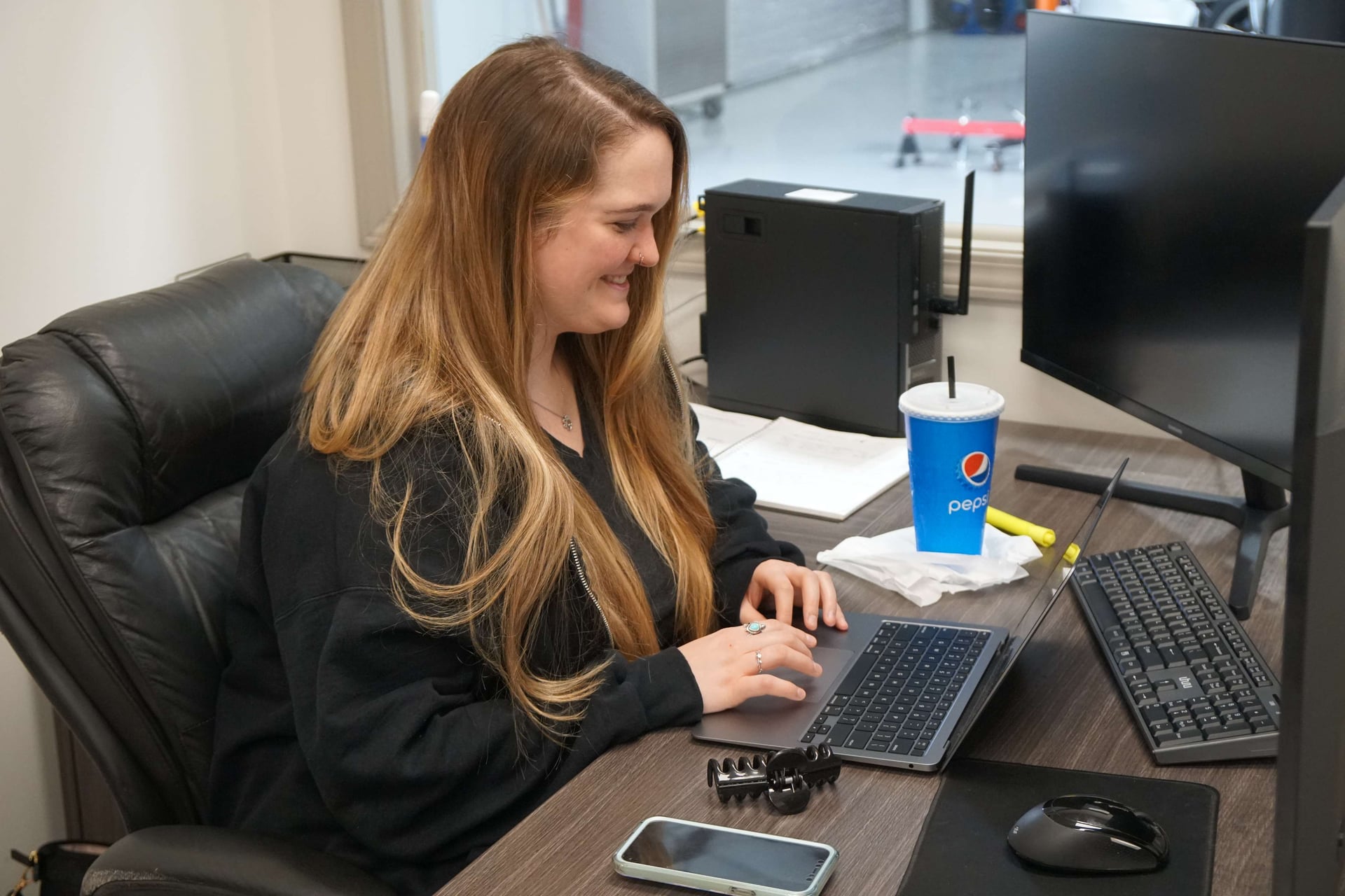 Volunteer at God's Garage 16