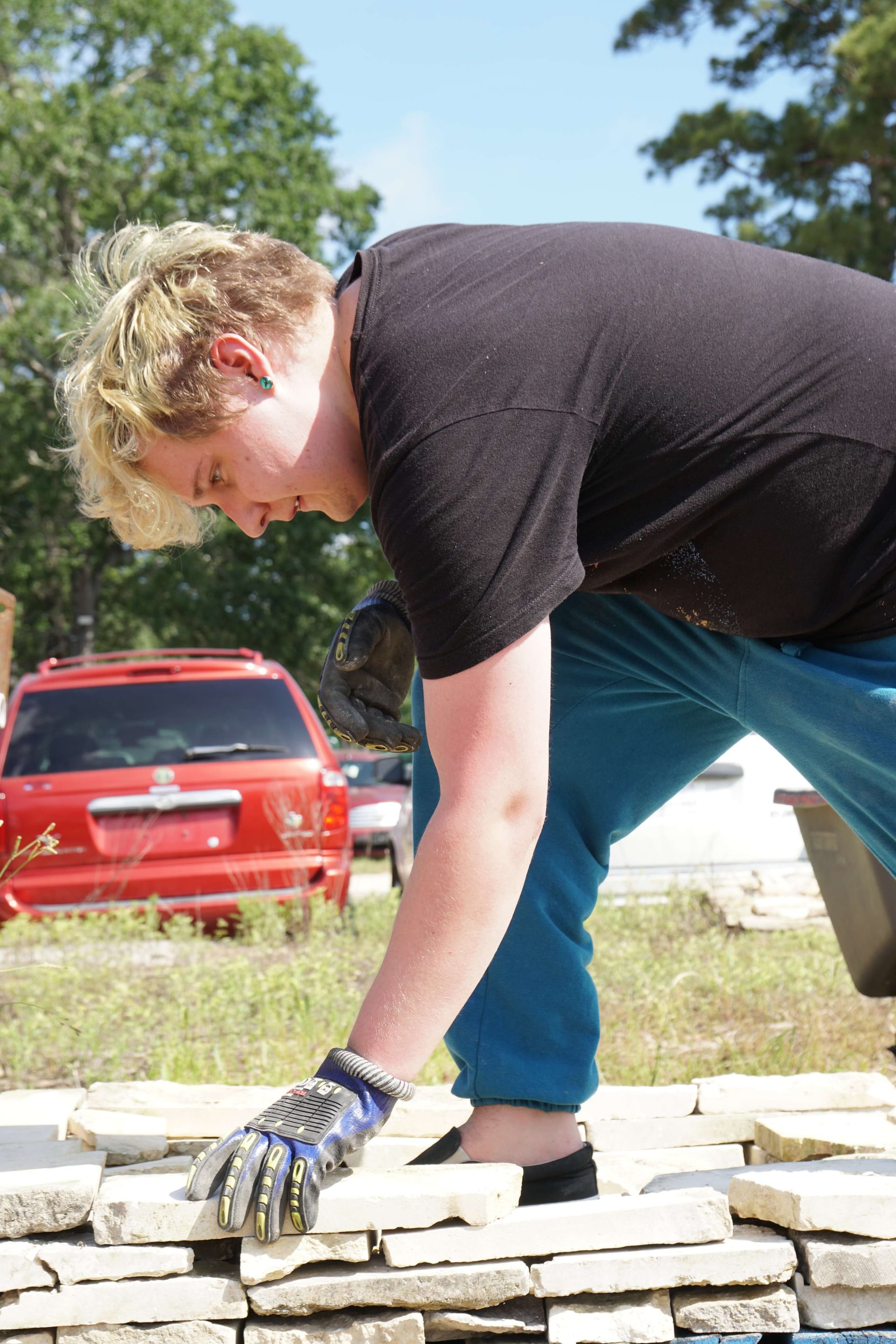 Volunteer at God's Garage 8