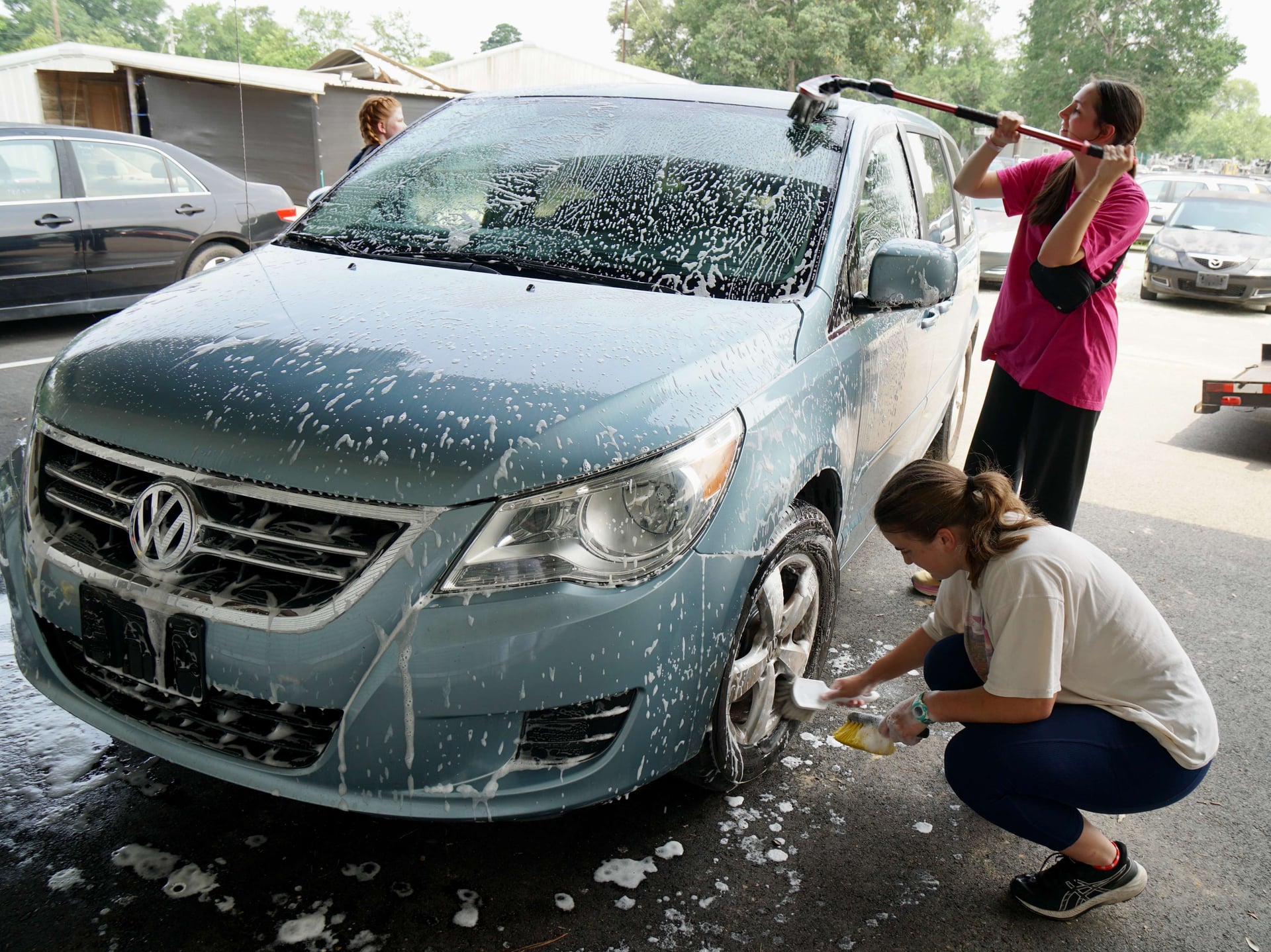 Volunteer at God's Garage 9